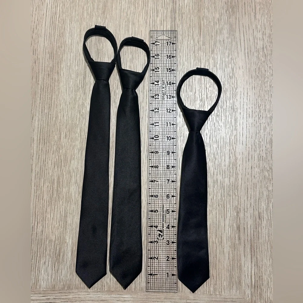 Set of 5 Kids Adjustable Zipper Ties in Blue(2.5”W), Black(2”W) and Red(2”W)